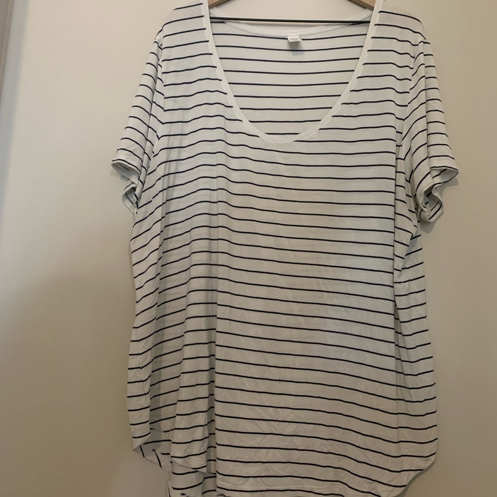 Luxe Old Navy Striped Tee